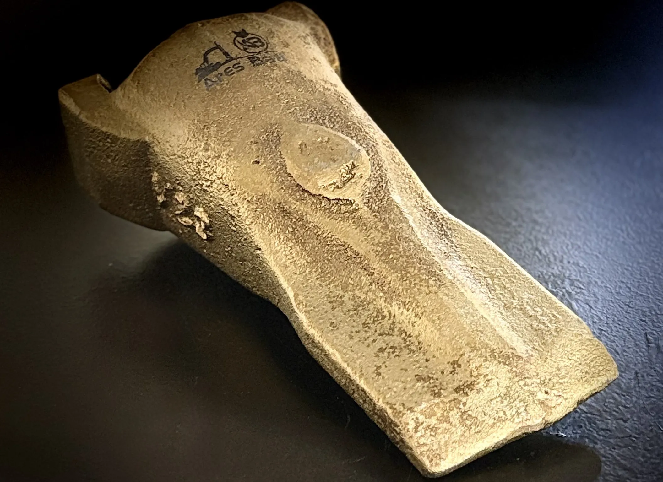 V23 Kazıcı Tırnak